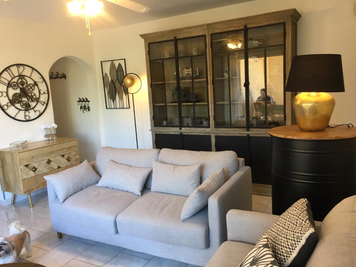 Mazet De La Mer 54M2 Lavandou 100M Plage Avec Piscine Льо Лаванду Екстериор снимка